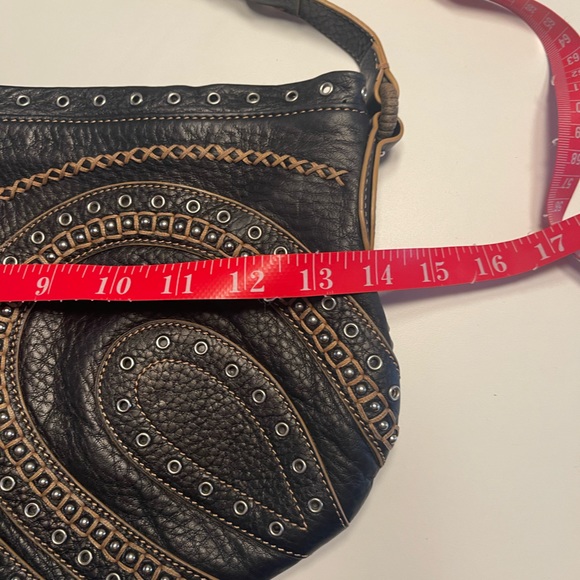 Stunning boho western style leather shoulder bag - Picture 3 of 11